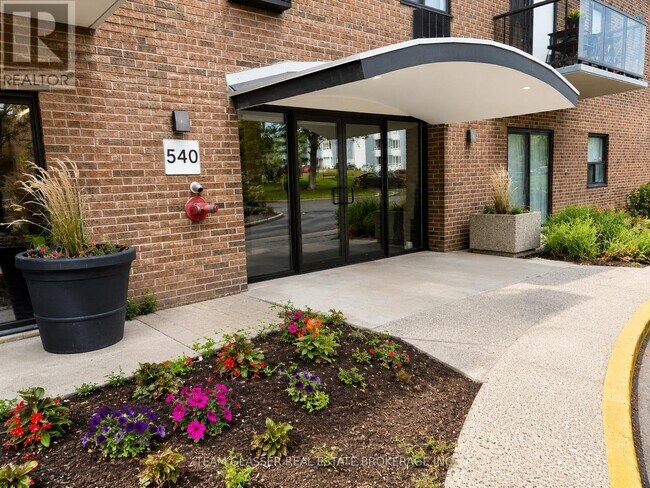 Photo - 540 Proudfoot Ln Unit 401