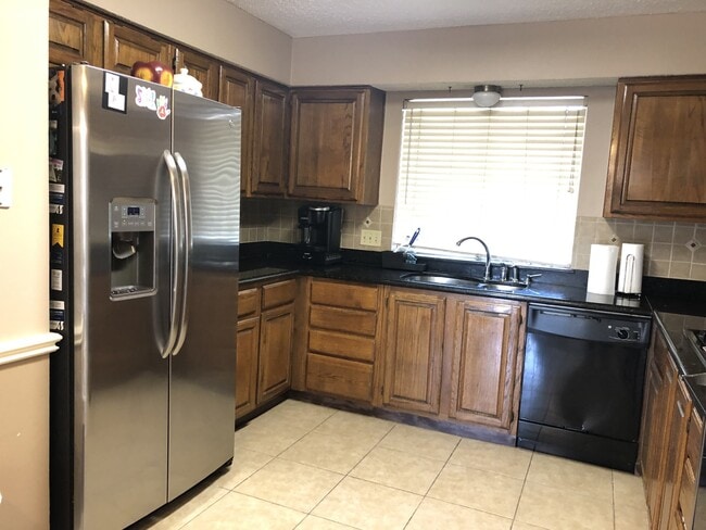 Photo - 8715 Lawncliff Ln