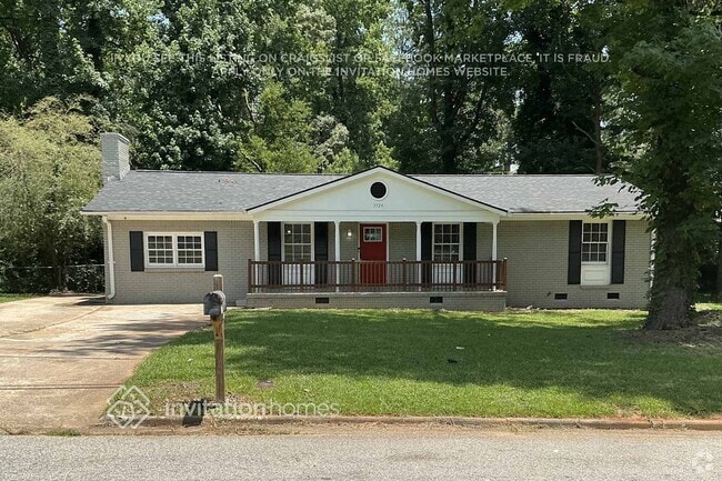 Building Photo - 3724 Manhattan Dr Rental