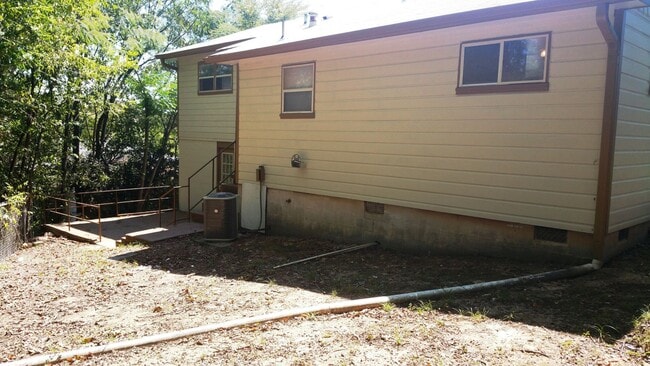 Photo - 4 Bedroom Home