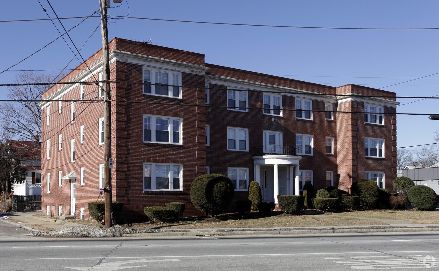 Photo - 501 Reservoir Ave Apartments