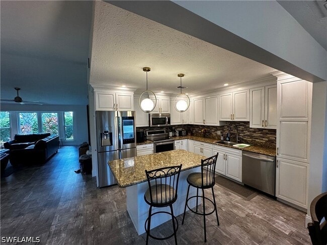108 Templewood Ct