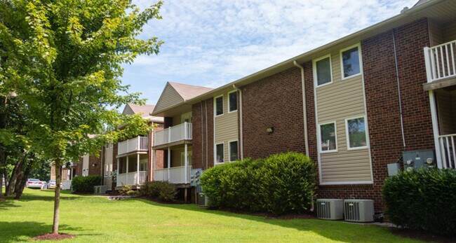 Summerwind - Summerwind Apartments