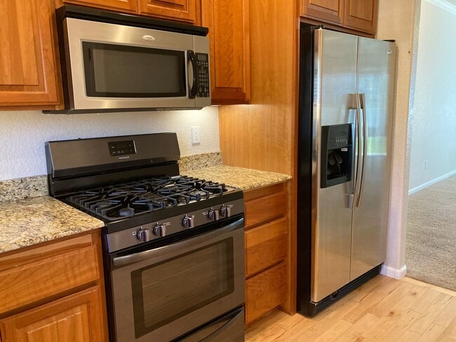 Photo - 2 Bedroom 2.5 Bath Townhome