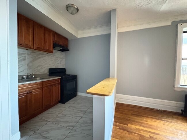 Building Photo - 767 Broadway Unit 301 Rental