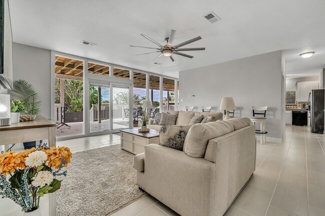 5417 Blue Haven Dr