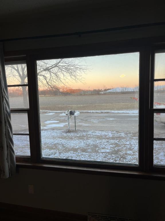 Photo - 98 Spruce St