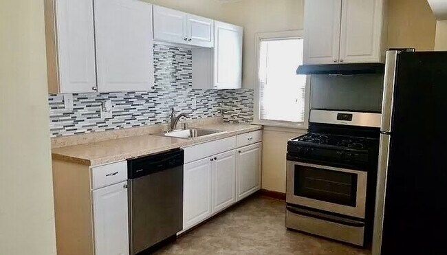 Photo - 1309 N 54th St