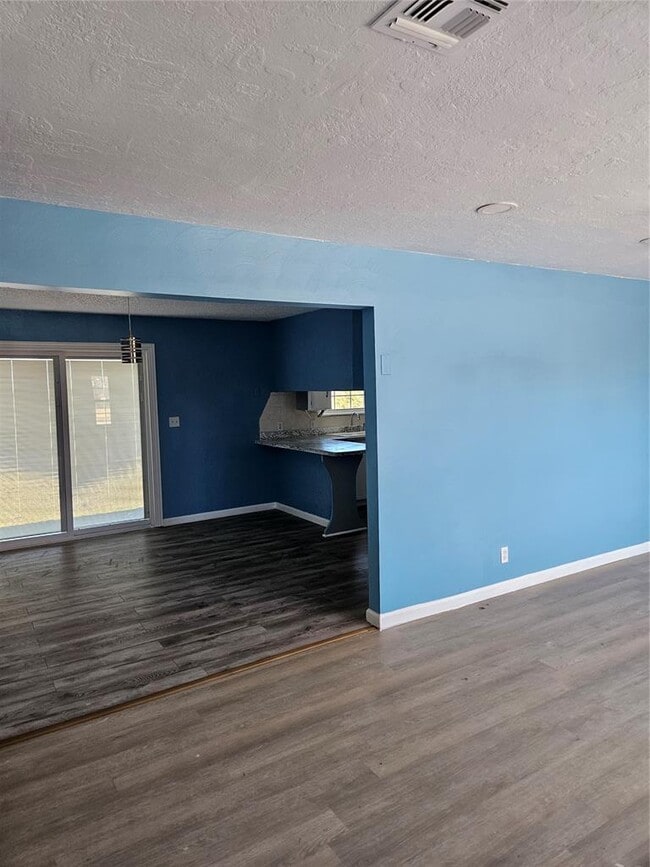 Photo - 33096 Squaretop Rd