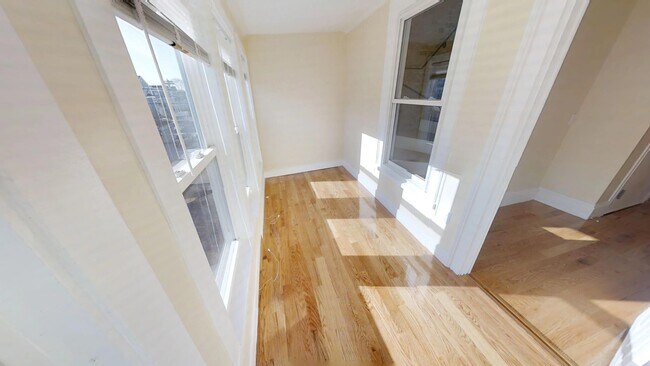 Photo - 87 Morrison Ave Unit 2R