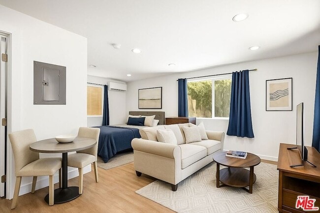 Building Photo - 5340 Lemon Grove Ave