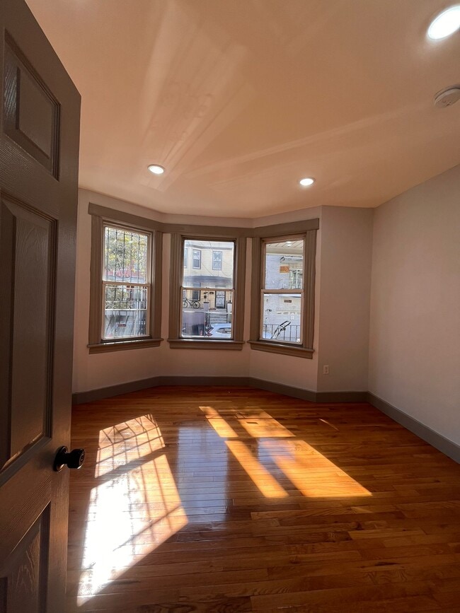 Photo - 206 Myrtle Ave Unit 1