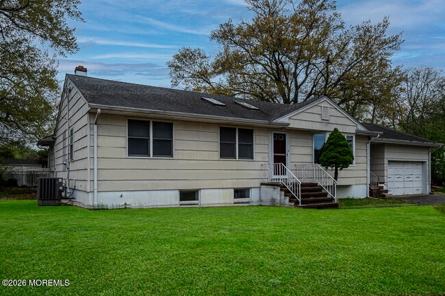 Building Photo - 614 Dow Ave