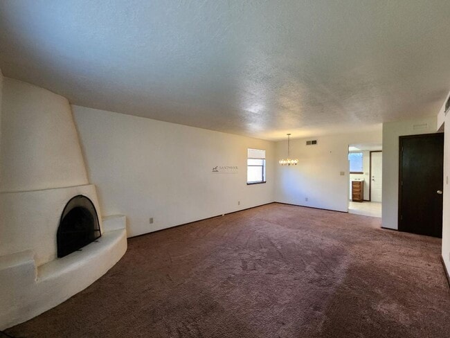 Building Photo - 3234 Calle De Molina