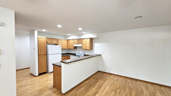 Photo - 8102 NE 36th Ct