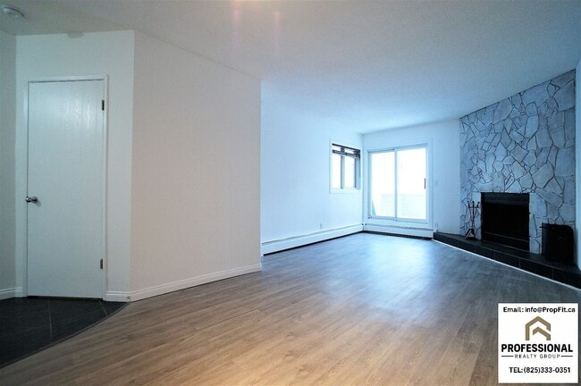 Photo - 10139 117 St NW Unit 101