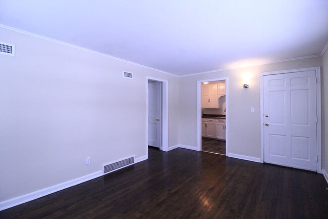 Photo - December FREE On This 1 Bedroom 1 Bath Duplex in Navy Hill Area in Olathe