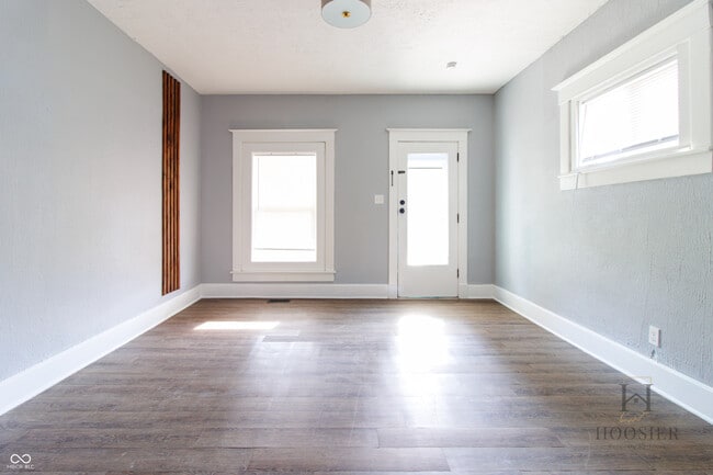 Photo - 614 N Temple Ave