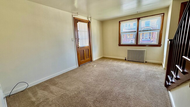 Photo - 515-517 S Market St Unit 517