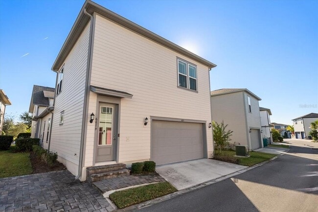 Photo - 6879 Arnoldson St