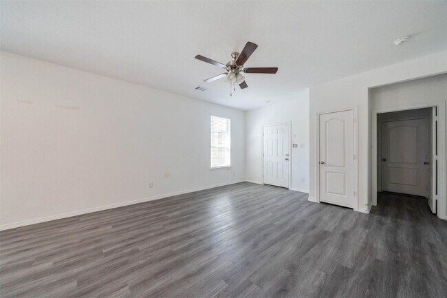 Photo - 16618 Moss Ln