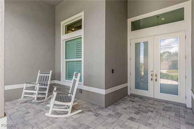 Photo - 1704 SW 17th Ave