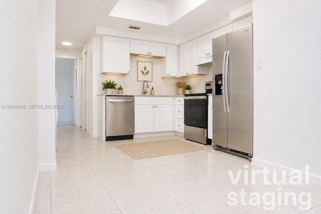 Photo - 411 SE 10th St Unit 1