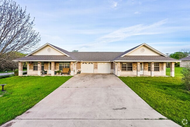 Building Photo - 125 Satch Dr Unit A Rental