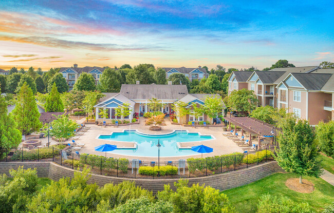 MAA Huntersville - MAA Huntersville Apartments