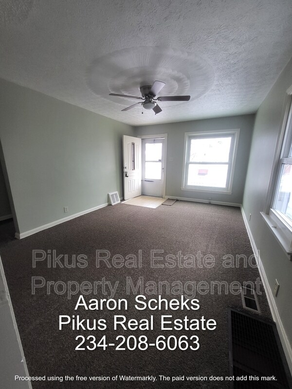 Photo - 625 Hollibaugh Ave
