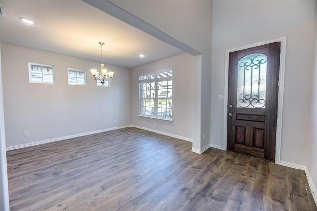 1012 Rosebay Dr