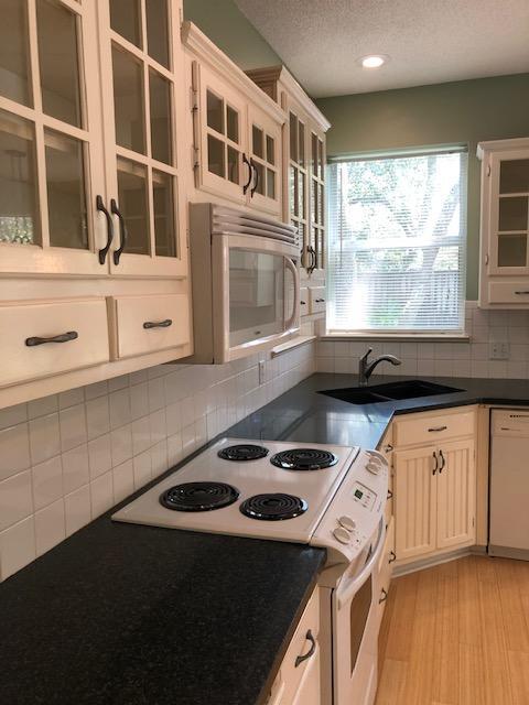 Photo - 1710 Ashview Cove