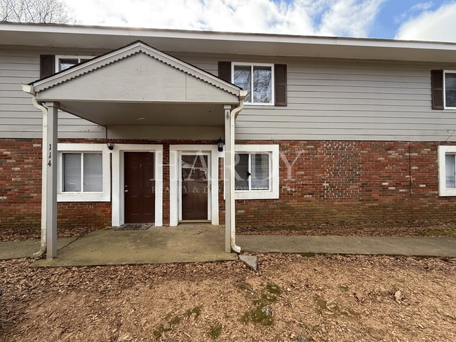 Building Photo - SS-114 Nelson St Unit 3@114 Nelson St