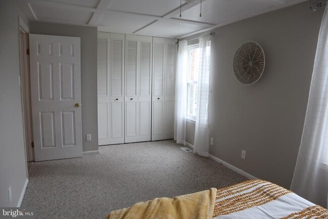 Photo - 39 Victoria Manor Ct