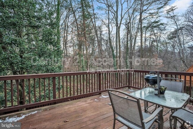 Building Photo - 6055 Crown Royal Cir Rental