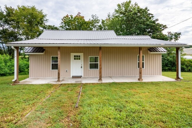 Building Photo - Charming home in the center of Lafayette!