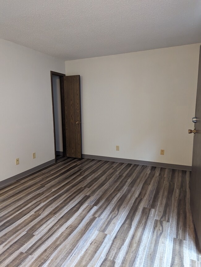 Seasons View Apartments
