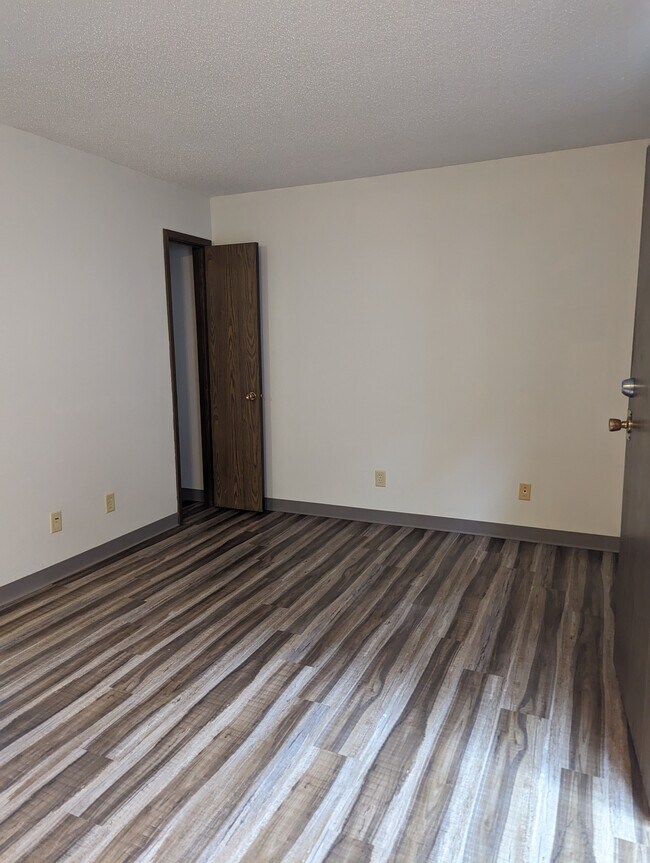 Photo - Seasons View Apartments