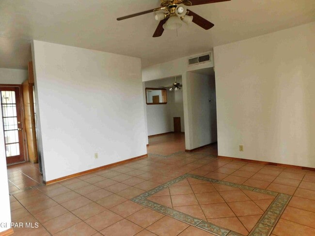 Photo - 7423 Mojave Dr