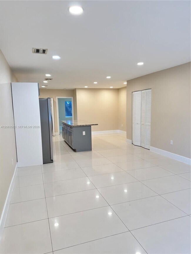 Photo - 1770 NW 55th St Unit 1