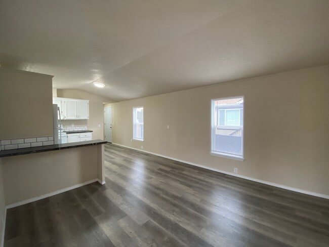 Photo - 2099 W Plymouth Cir