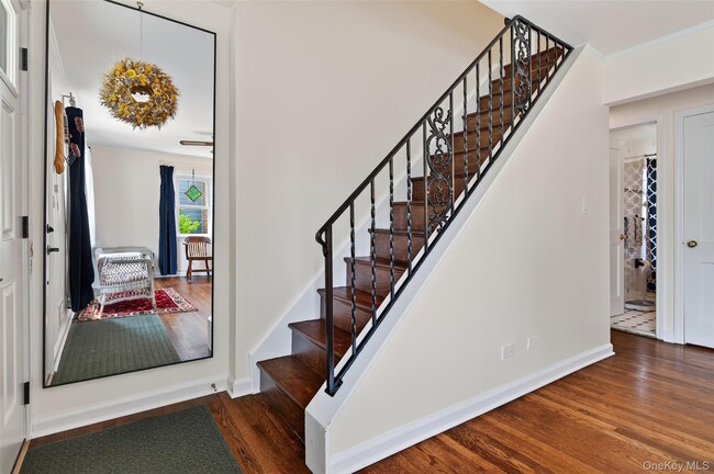 Photo - 354 Eighth Ave