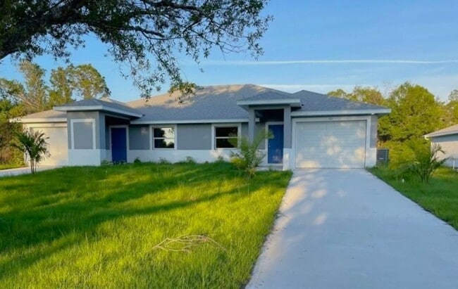Photo - 2/2/1+DEN - GREAT LOCATION IN LEHIGH ACRES- BELL BLVD