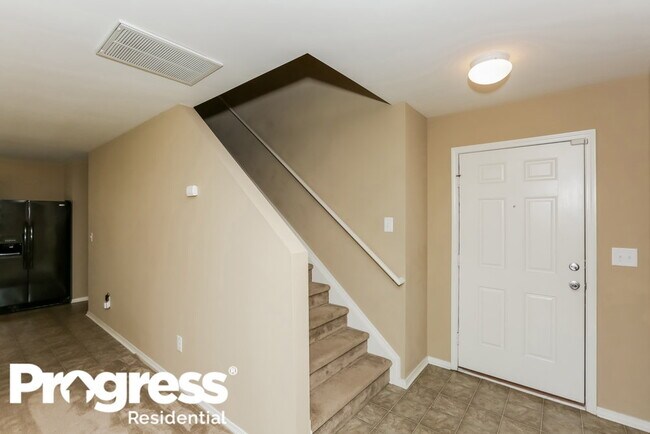 Photo - 6329 Highland Commons Dr