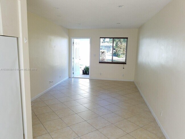 1231 NE 23rd Ave Unidad 3
