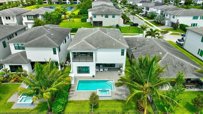 Photo - 17222 Blue Bayou Dr