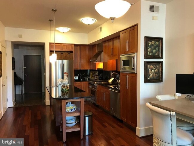 Building Photo - 4301 Military Rd NW Unit 208