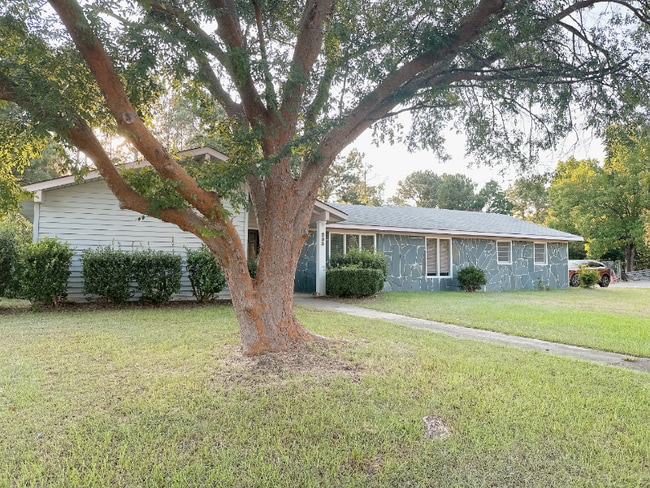 Photo - 233 Markwood Dr