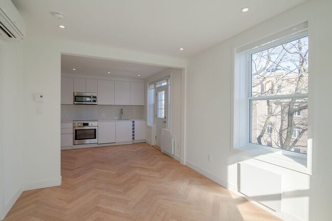 Photo - 590 Av. Outremont Unit 404