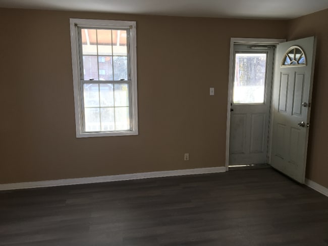 Photo - 607 Poquessing Ave